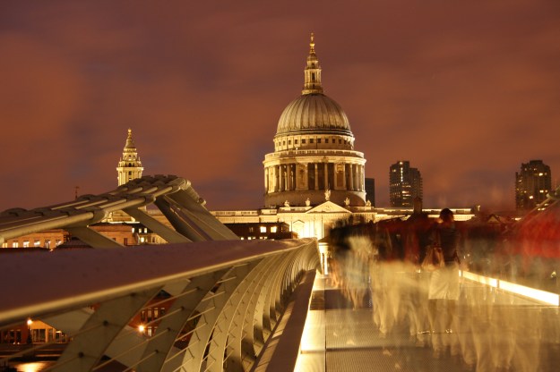 St Pauls and ghosts