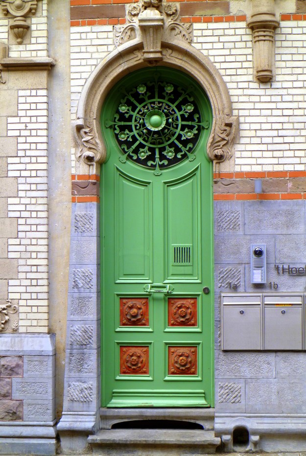 green door